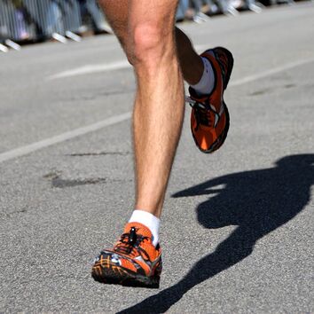 Lauftechnik Abrollvorgang Nahaufnahme beim Joggen